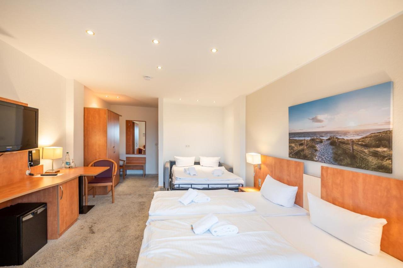 Hotel Koenigslinie Засниц Экстерьер фото