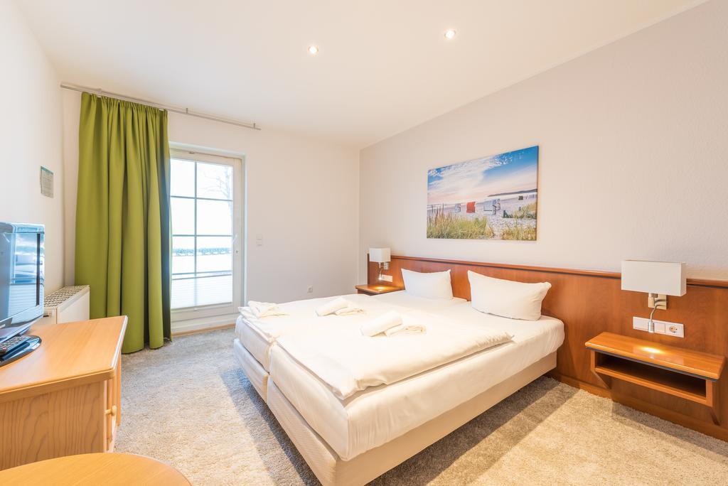 Hotel Koenigslinie Засниц Экстерьер фото