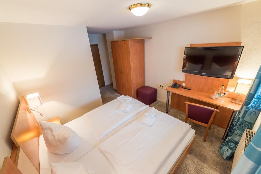 Hotel Koenigslinie Засниц Экстерьер фото